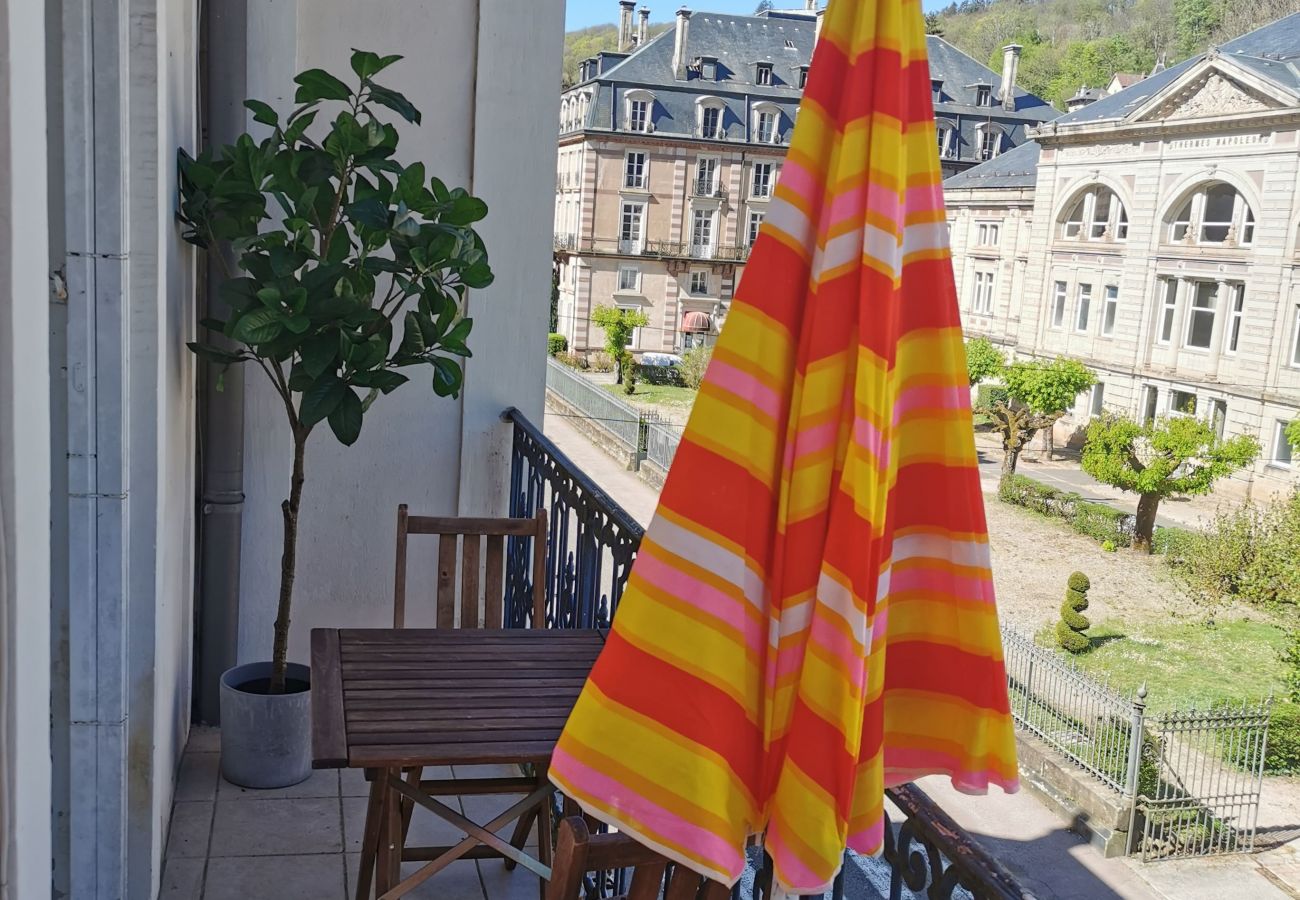 Ferienwohnung in Plombières-les-Bains - L'appartement du chalet rose
