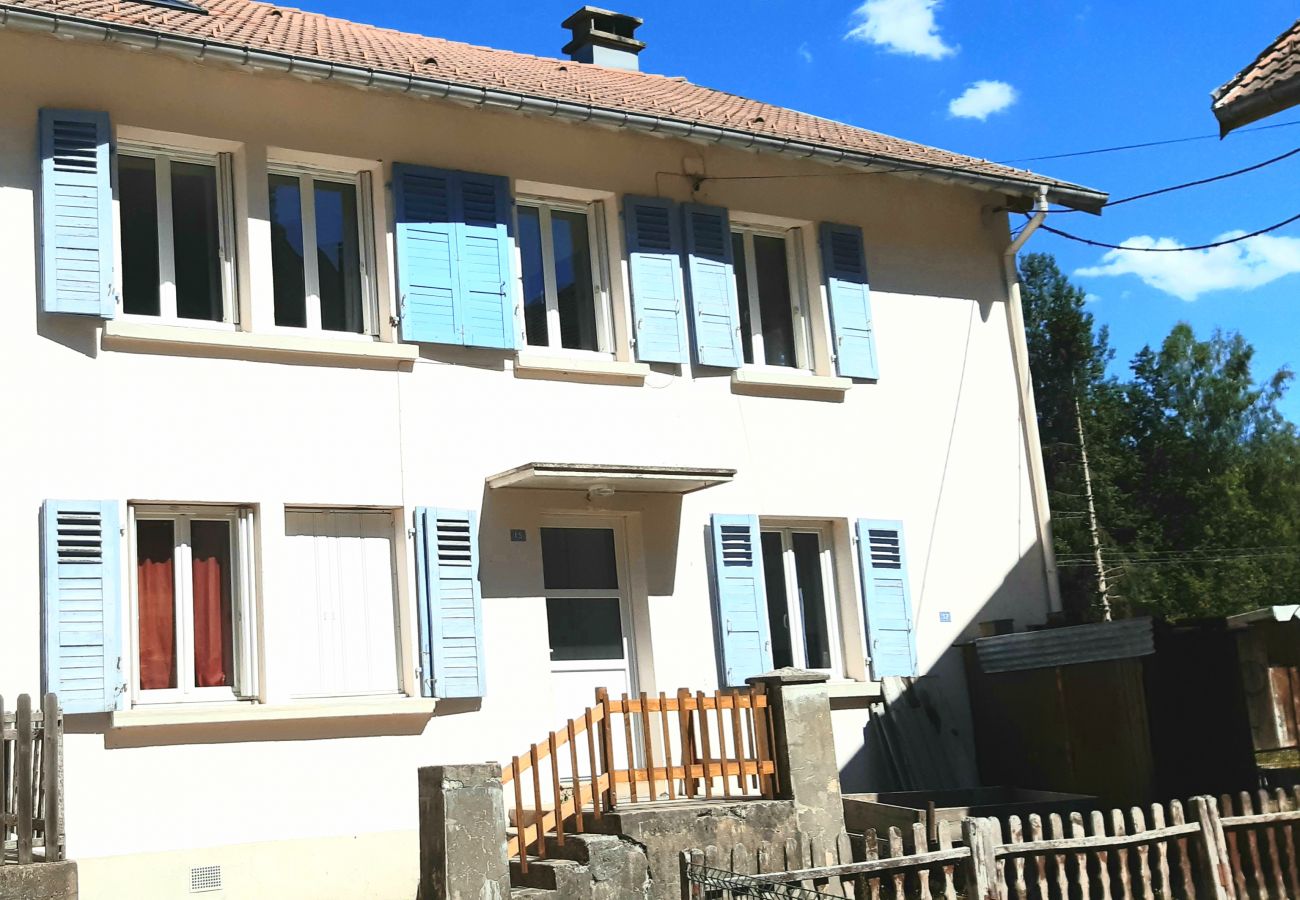 stay in the mountains, stay in Cornimont, family vacations, friends, vacations